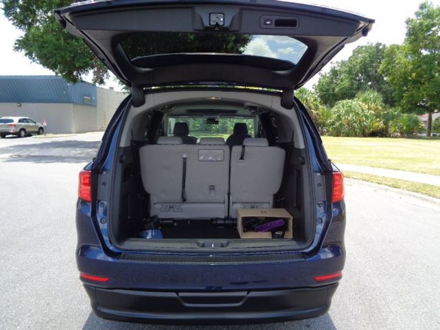 Used 2024 Honda Odyssey EX-L - BraunAbility Side Entry Entry In Floor Automatic Ramp