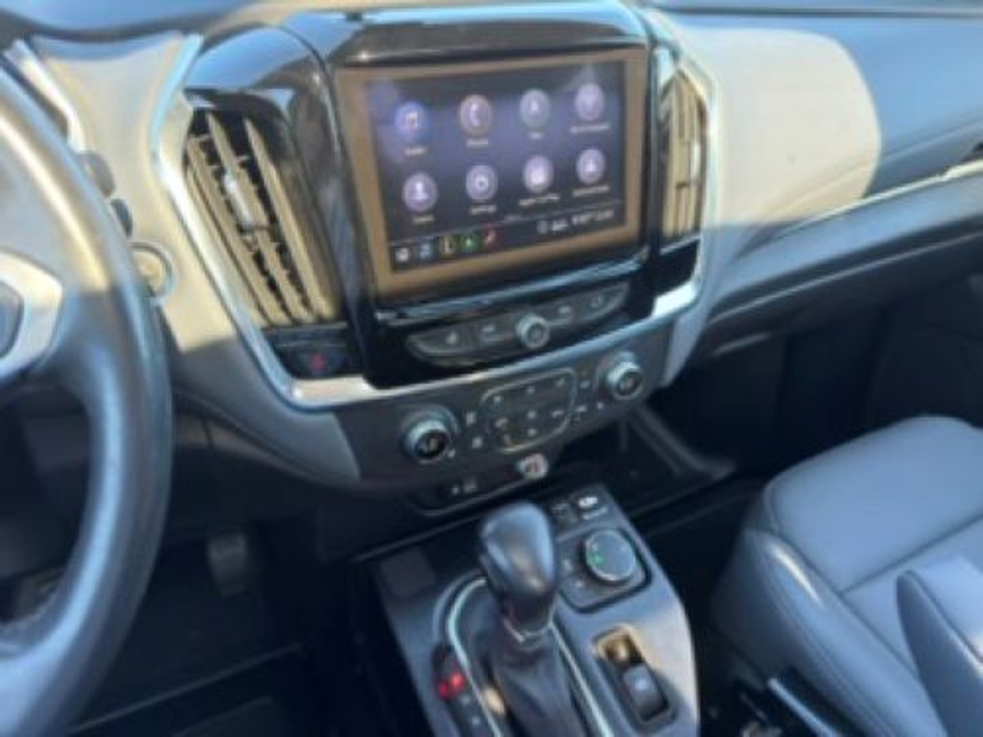 Used 2021 Chevrolet Traverse 3LT - BraunAbility Side Entry In Floor Automatic Ramp
