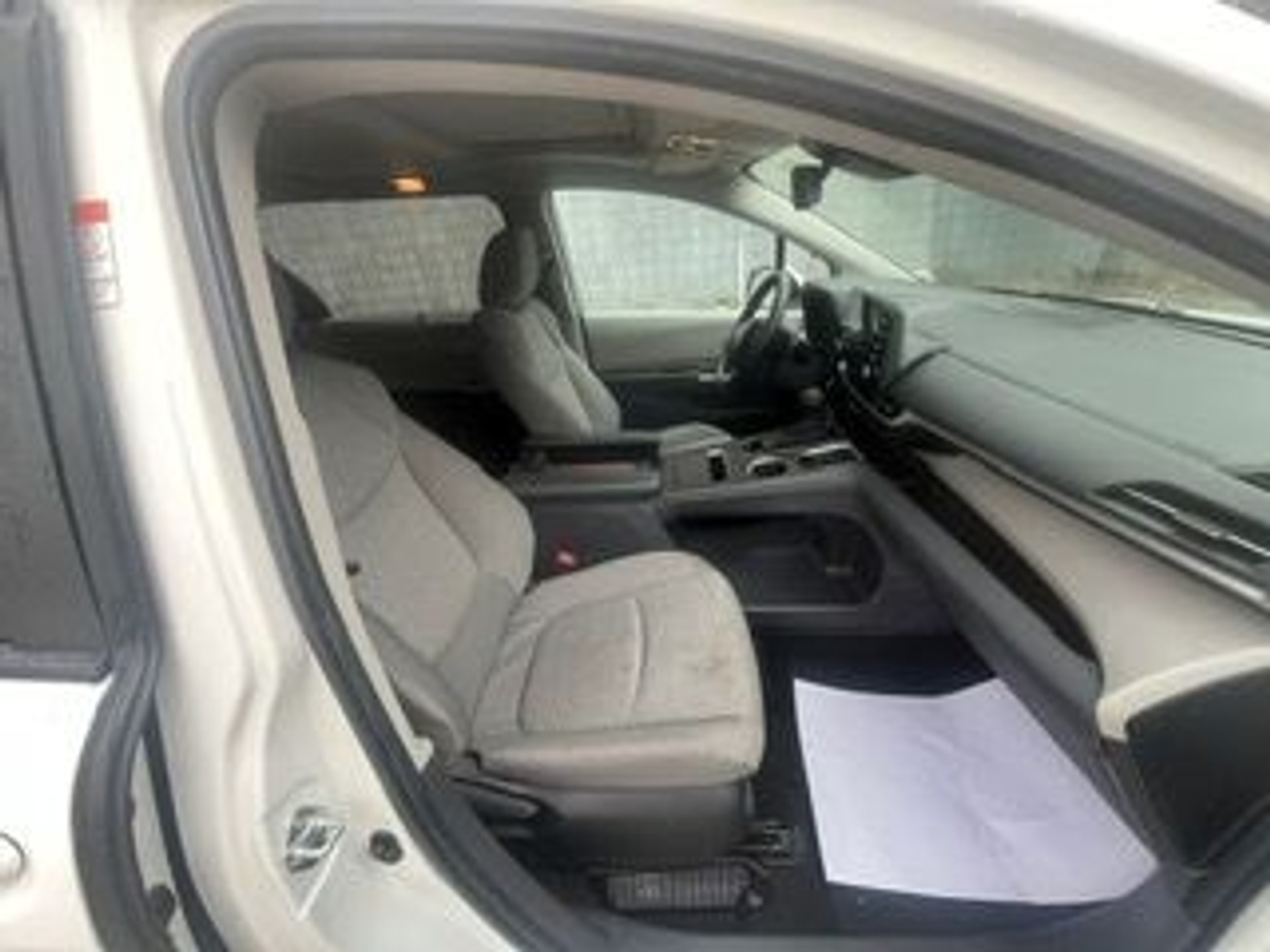 2024 TOYOTA SIENNA - Image 13