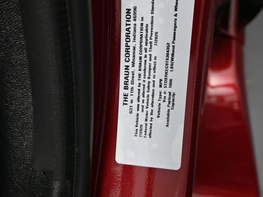New 2026 Toyota Sienna Hybrid XSE Sport - BraunAbility Side Entry In Floor Automatic Ramp