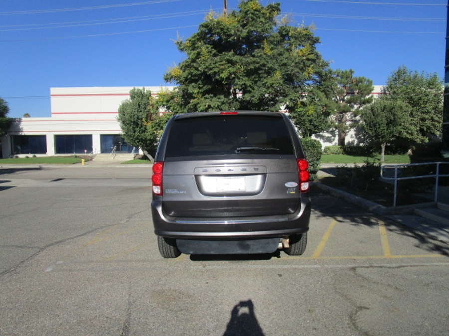 Used 2016 Dodge Grand Caravan SXT - VMI Side Entry Fold Out Automatic Ramp