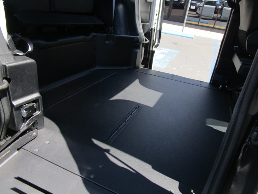 New 2026 Toyota Sienna Hybrid XSE Sport - BraunAbility Side Entry Entry In Floor Automatic Ramp