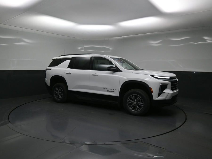 New 2026 Chevrolet Traverse 1LT - BraunAbility Side Entry In Floor Automatic Ramp