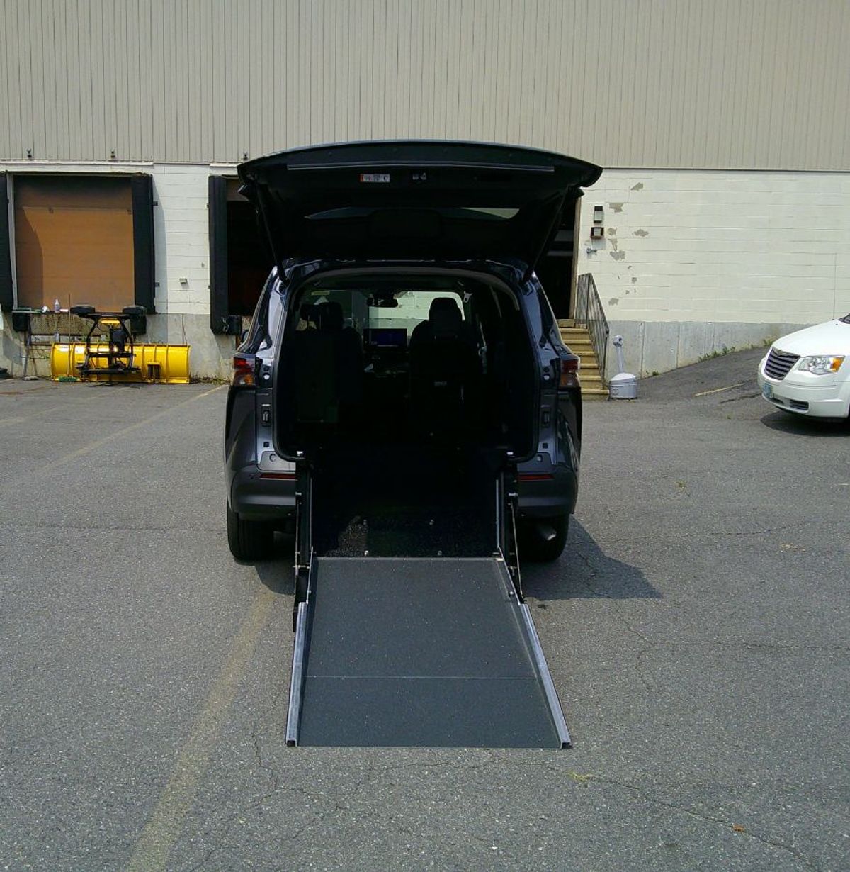 2025 TOYOTA SIENNA - Image 7