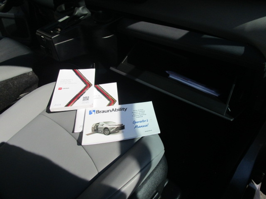 Used 2024 Toyota Sienna Hybrid XLE - BraunAbility Side Entry Entry In Floor Automatic Ramp
