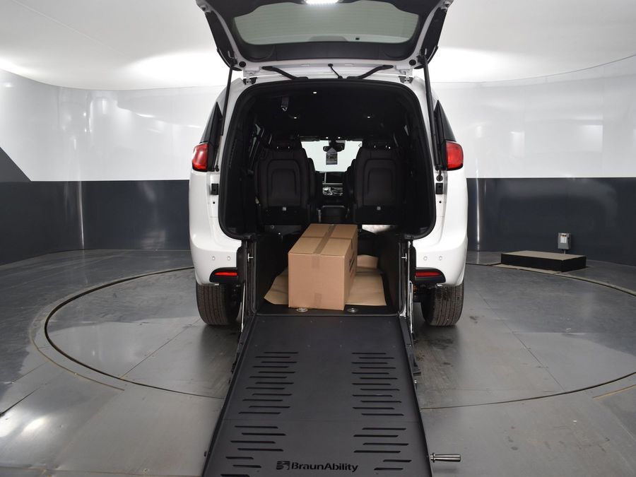 New 2025 Chrysler Voyager LX - BraunAbility Rear Entry Entry Fold Out Manual Ramp