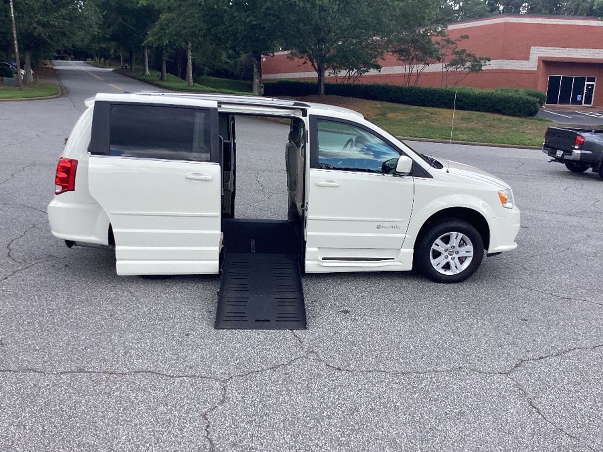 2012 Dodge Grand Caravan Crew
