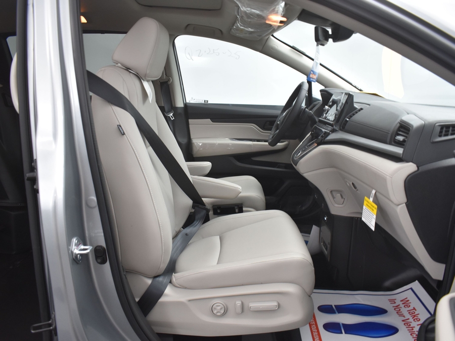 New 2026 Honda Odyssey EX-L - BraunAbility Side Entry Entry In Floor Automatic Ramp