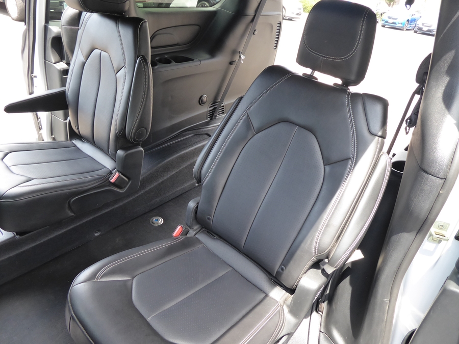 Used 2025 Chrysler Pacifica Select Safety - BraunAbility Rear Entry Fold Out Manual Ramp