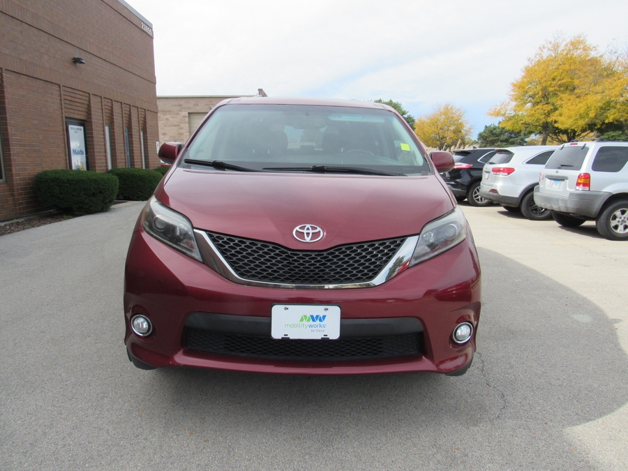 Salsa Red Pearl Toyota Sienna with Side Entry Automatic In Floor ramp