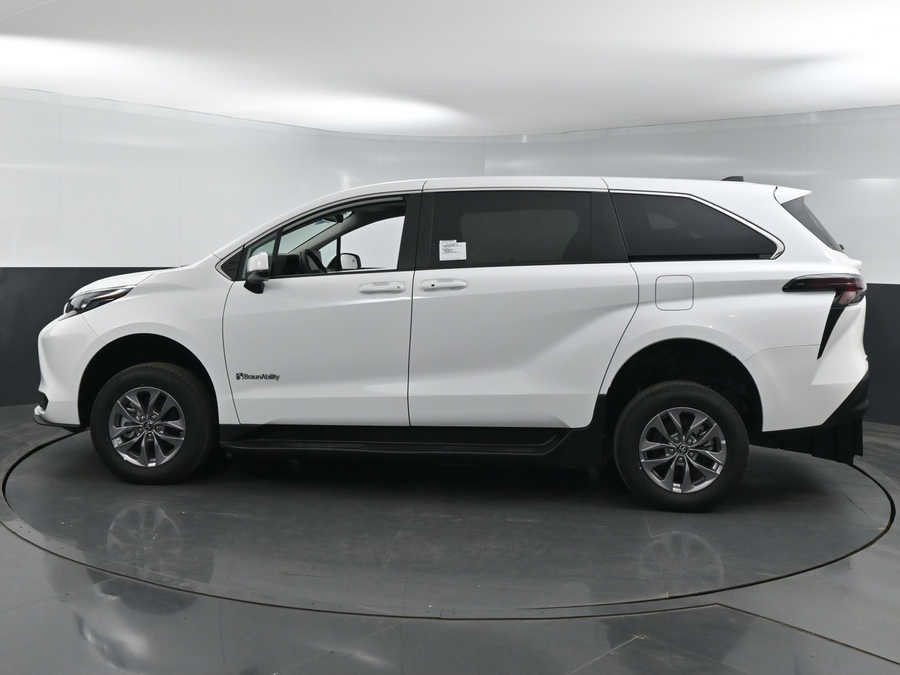 New 2025 Toyota Sienna Hybrid LE - BraunAbility Commercial Rear Entry Entry Fold Out Manual Ramp