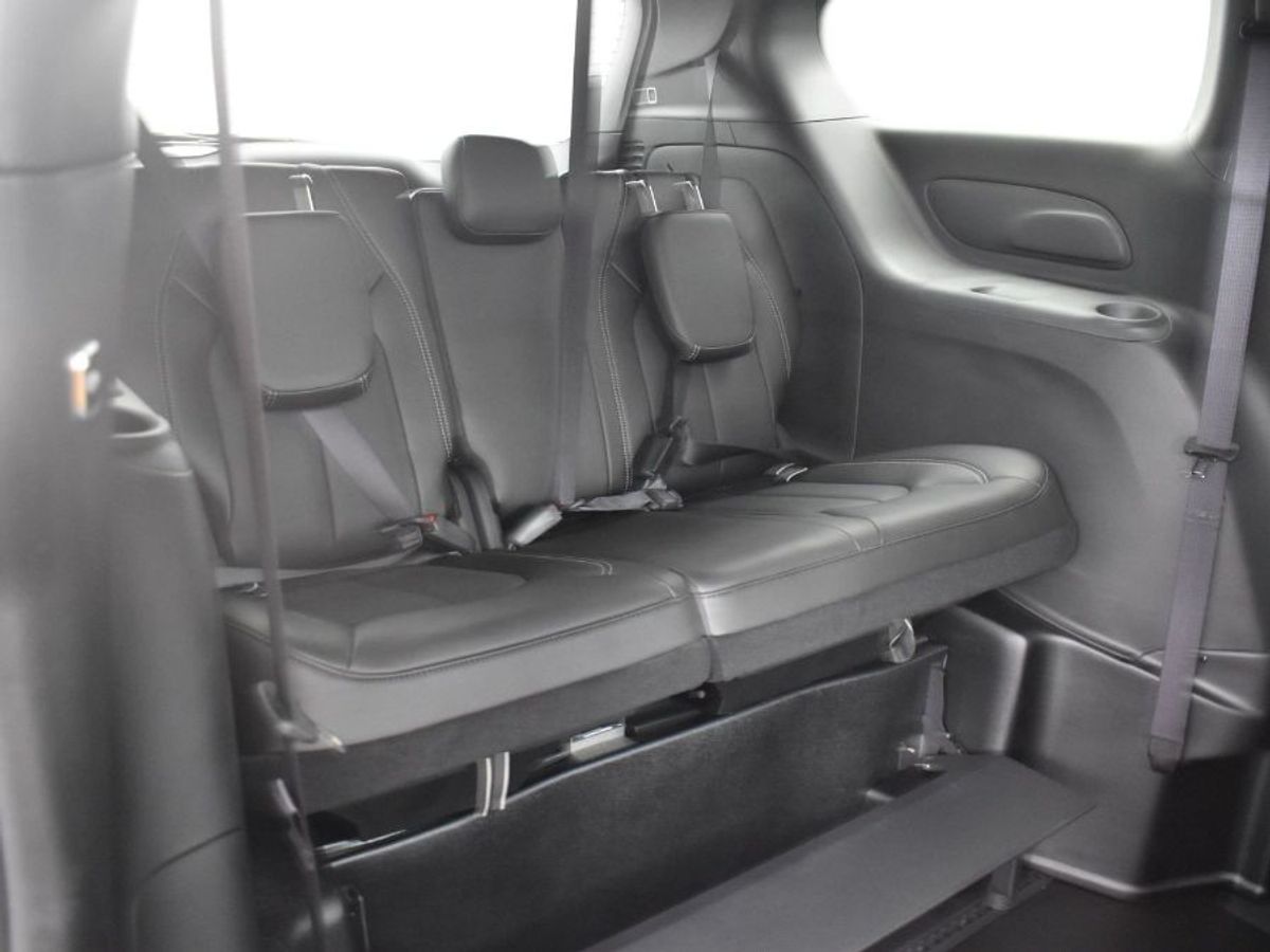 2025 CHRYSLER PACIFICA - Image 10