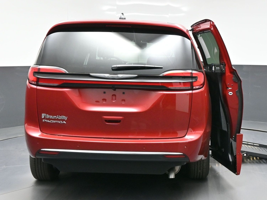Red Chrysler Pacifica image number 5