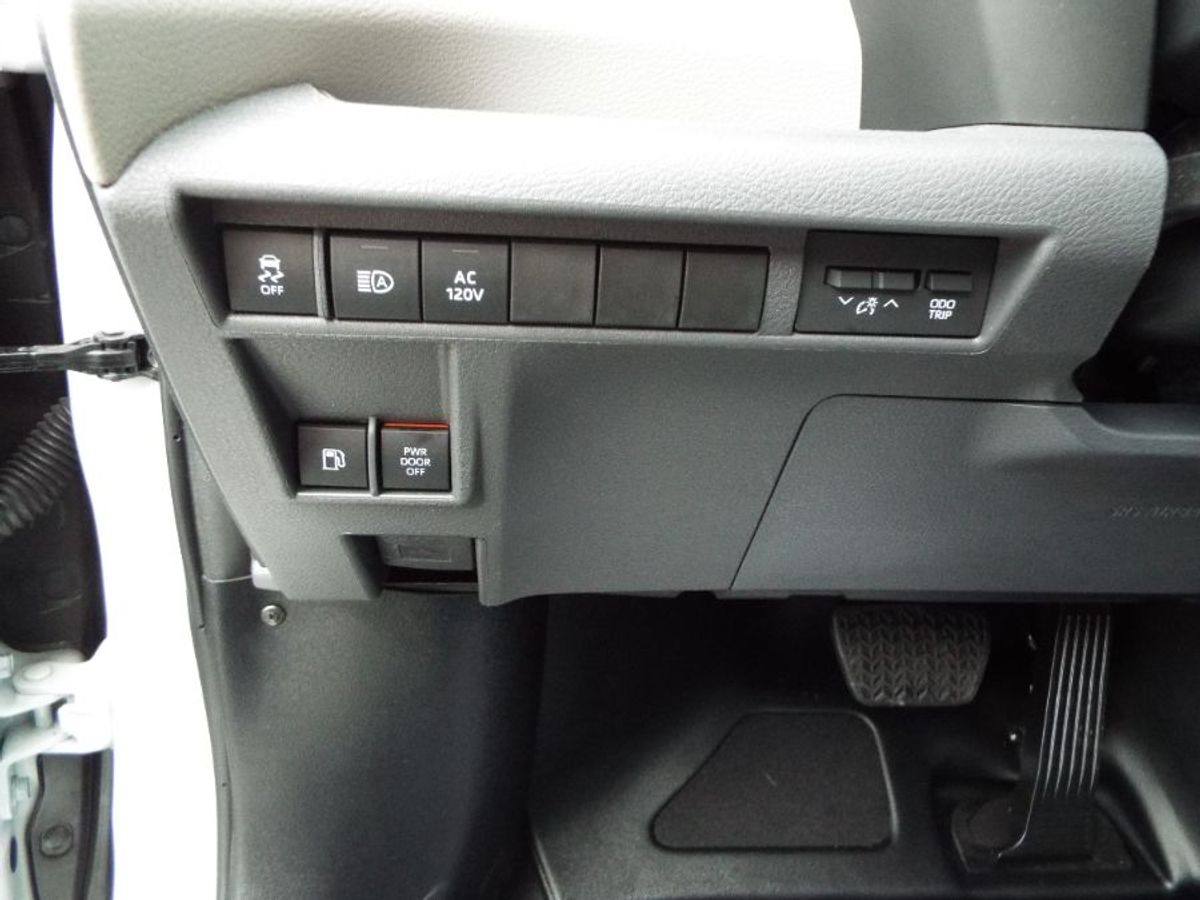 2024 TOYOTA SIENNA - Image 16