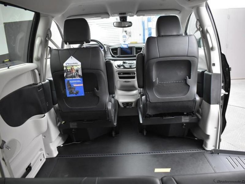 2020 CHRYSLER PACIFICA - Image 16