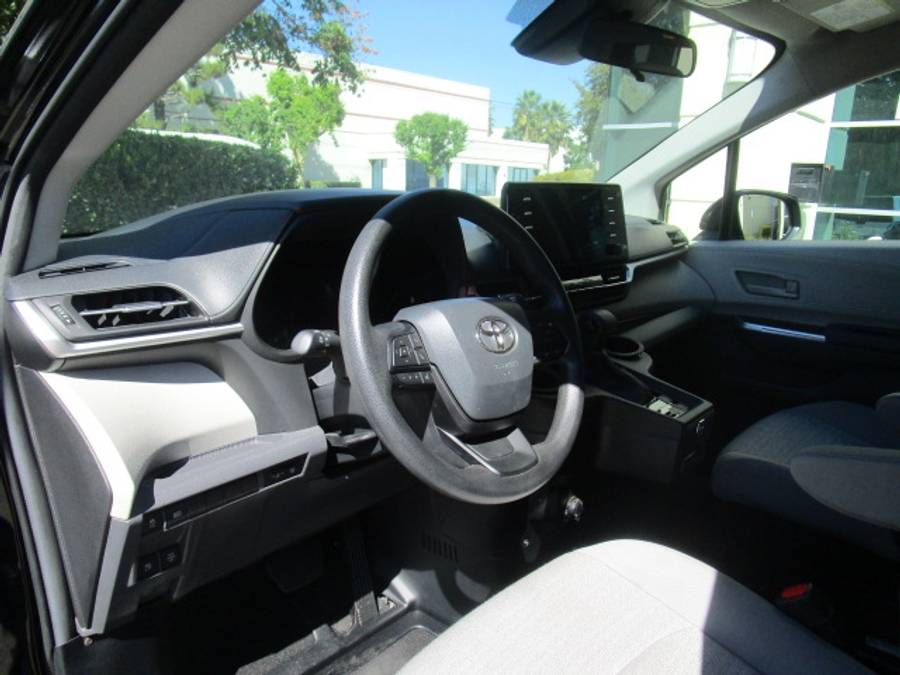 Used 2024 Toyota Sienna Hybrid LE Base - BraunAbility Side Entry Fold Out Automatic Ramp