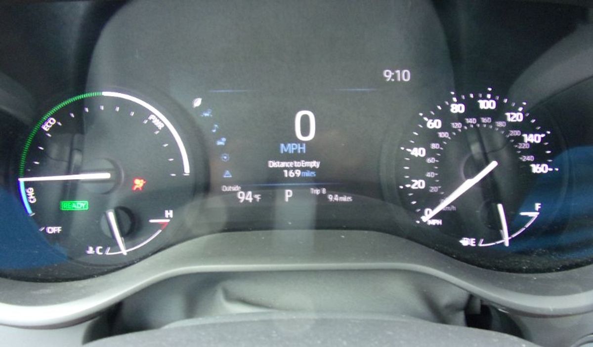 Black Toyota Sienna image number 10