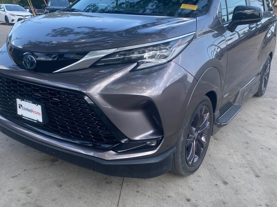 Used 2021 Toyota Sienna Hybrid XSE - VMI Side Entry In Floor Automatic Ramp