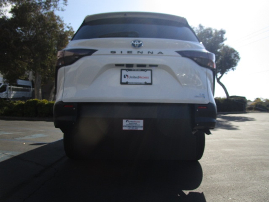 Used 2024 Toyota Sienna Hybrid LE - Vantage Mobility Commercial Rear Entry Entry Fold Out Manual Ramp