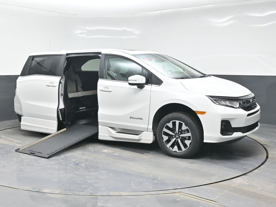 New 2026 Honda Odyssey EX-L - BraunAbility Side Entry Entry In Floor Automatic Ramp