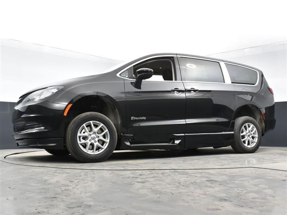 2023 CHRYSLER VOYAGER - Image 23