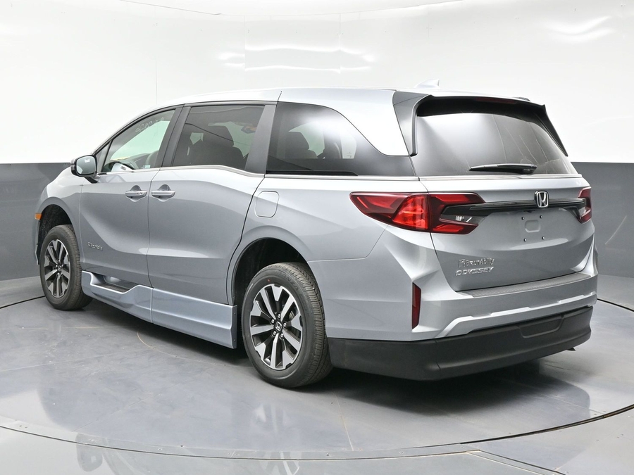 New 2026 Honda Odyssey EX-L - BraunAbility Side Entry Entry In Floor Automatic Ramp