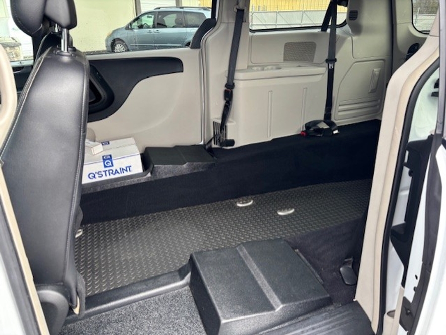 Used 2014 Chrysler Town and Country Touring - AMS Rear Entry Entry Fold Out Manual Ramp