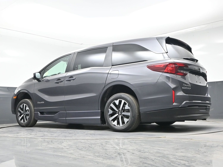 New 2026 Honda Odyssey EX-L - BraunAbility Side Entry Entry In Floor Automatic Ramp