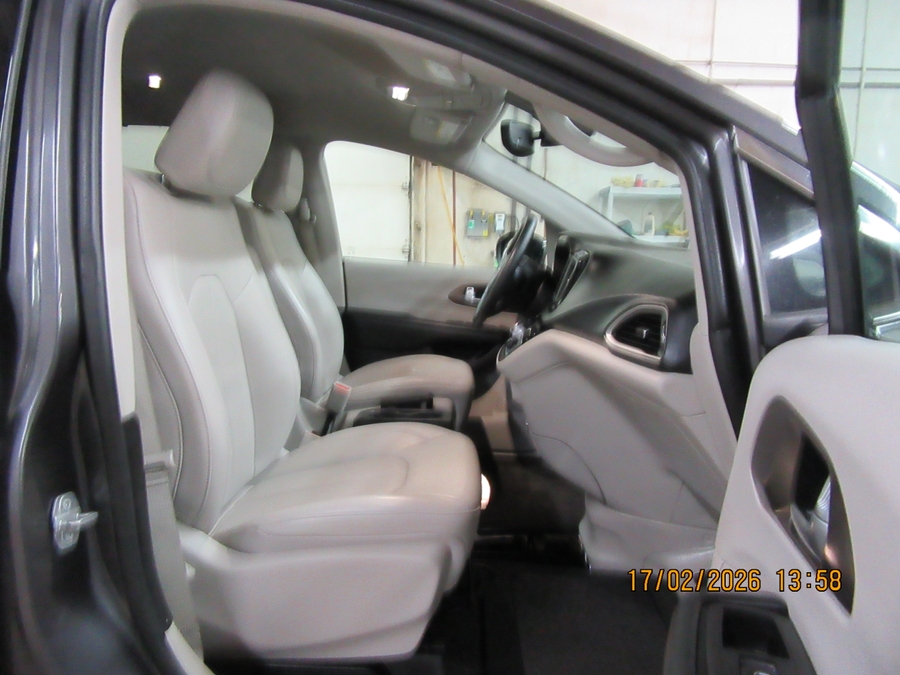 2021 CHRYSLER VOYAGER - Image 39