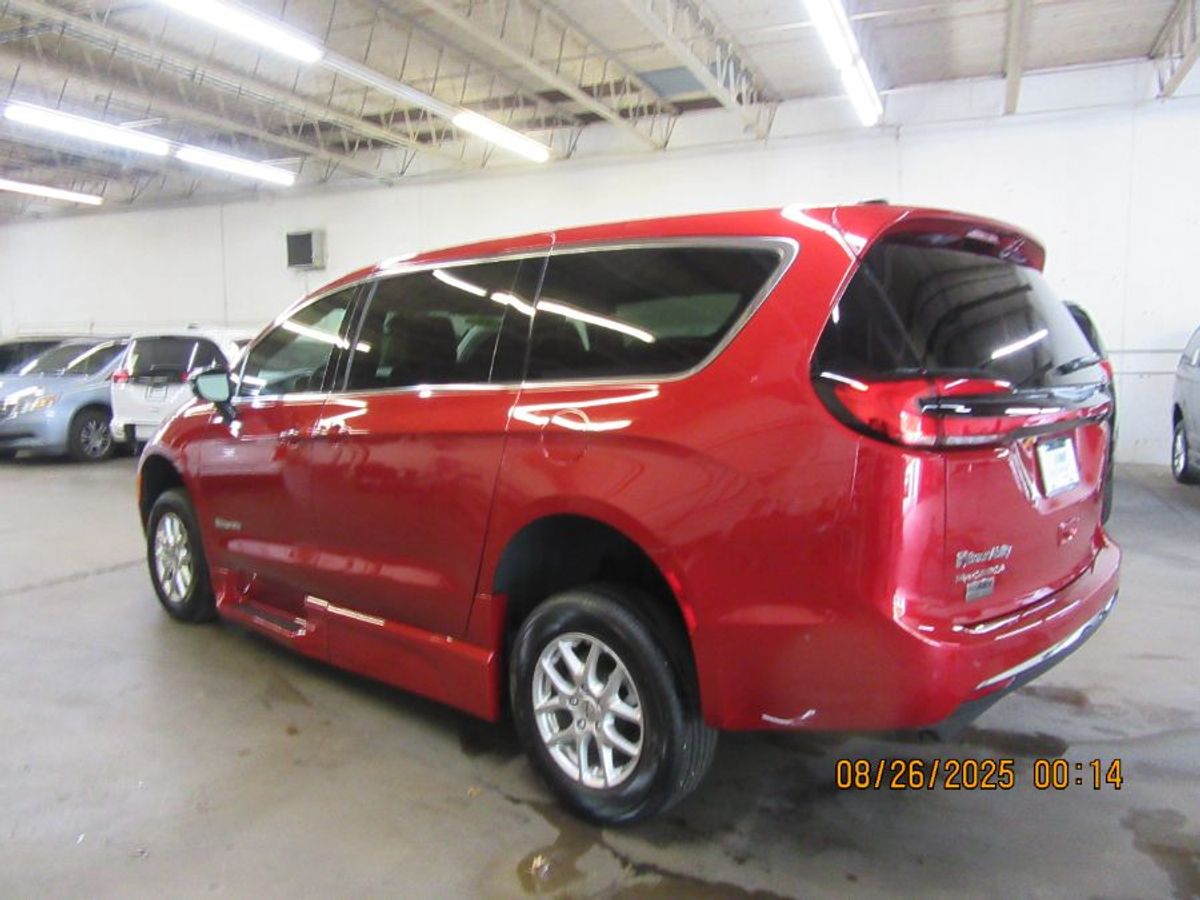 Red Chrysler Pacifica image number 10