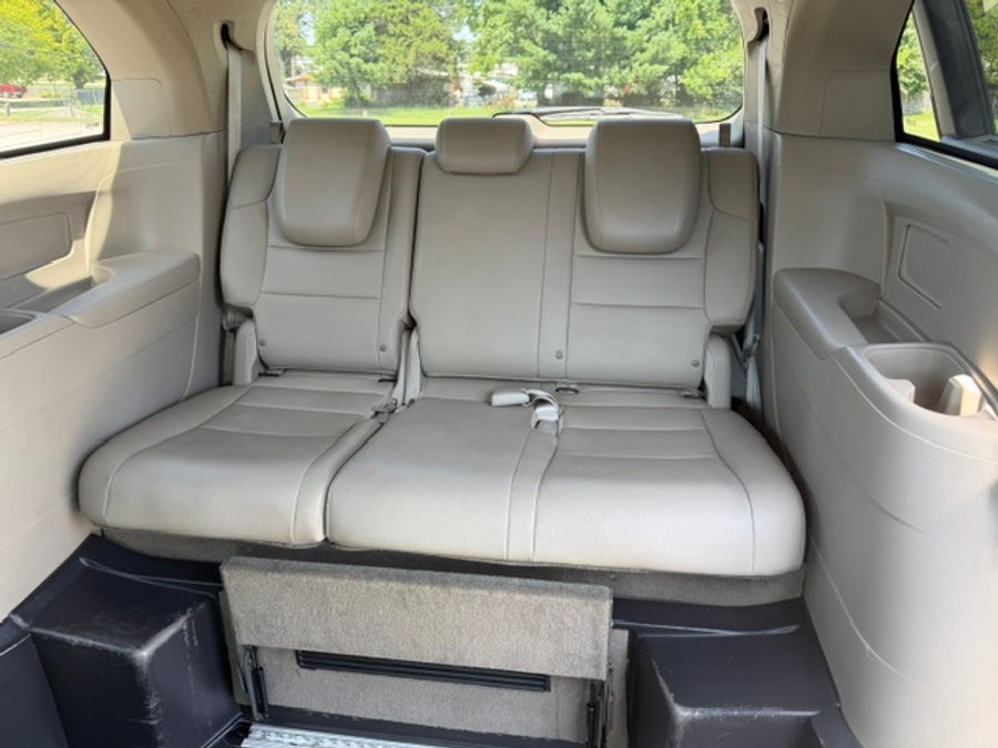 Used 2016 Honda Odyssey EX-L - RLX Side Entry In Floor Automatic Ramp