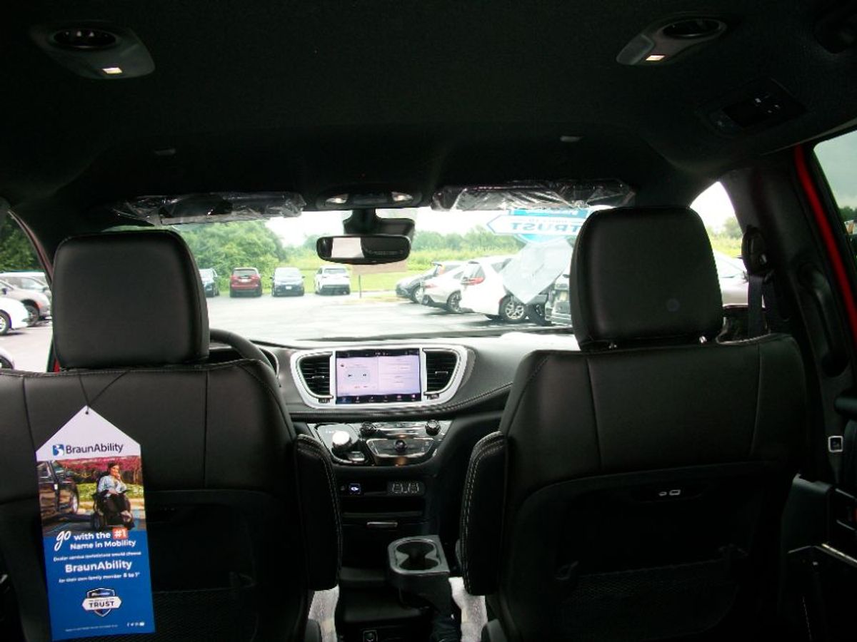 Red Chrysler Pacifica image number 20