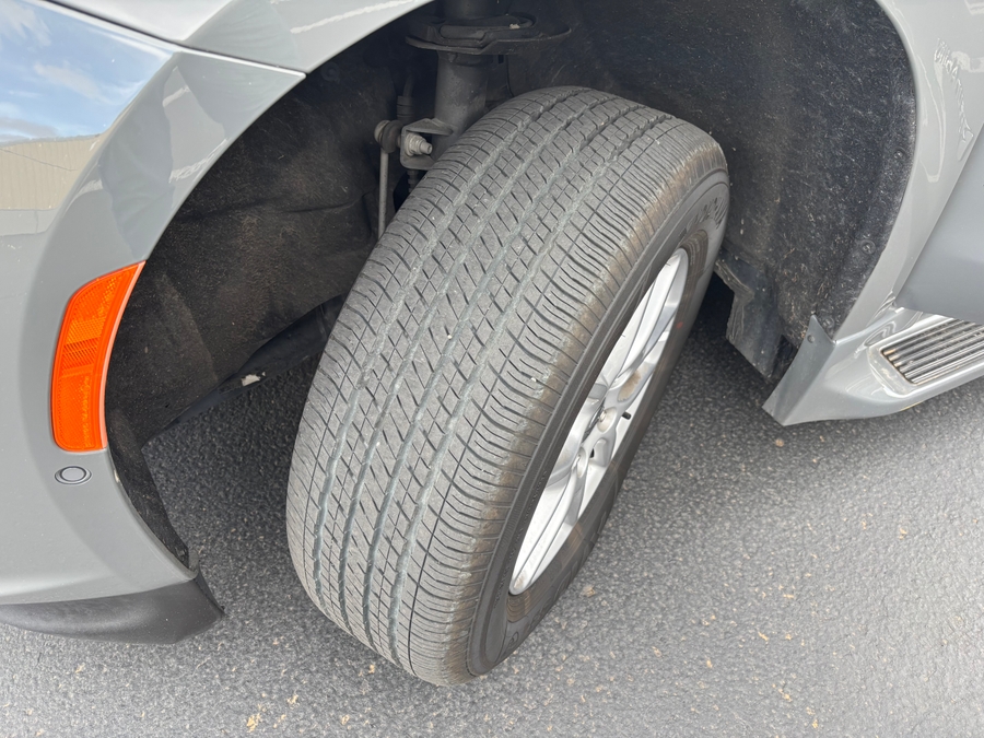 Used 2023 Chrysler Pacifica Touring L Safety - BraunAbility Side Entry Entry In Floor Automatic Ramp