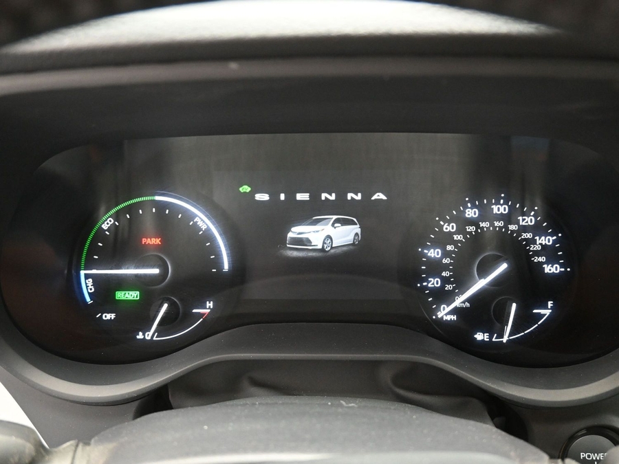 New 2025 Toyota Sienna Hybrid XLE Plus - BraunAbility Side Entry Entry Fold Out Automatic Ramp