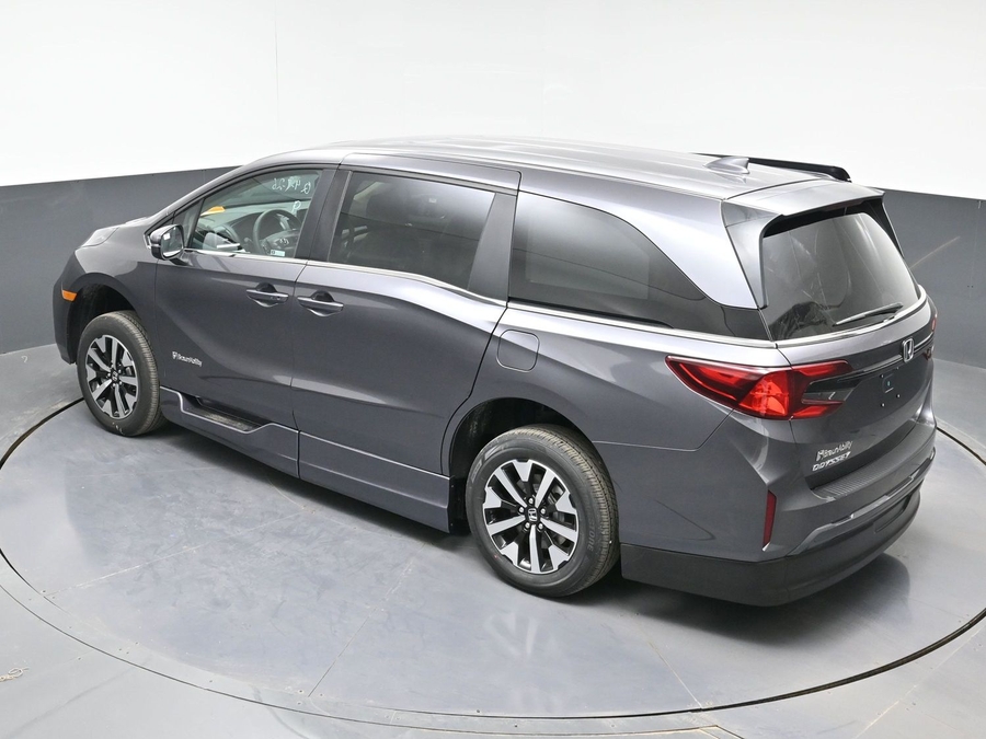 New 2026 Honda Odyssey EX-L - BraunAbility Side Entry Entry In Floor Automatic Ramp