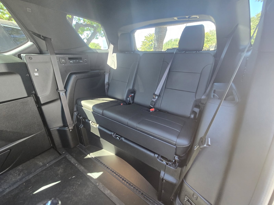 Used 2022 Chevrolet Traverse RS - BraunAbility Side Entry In Floor Automatic Ramp