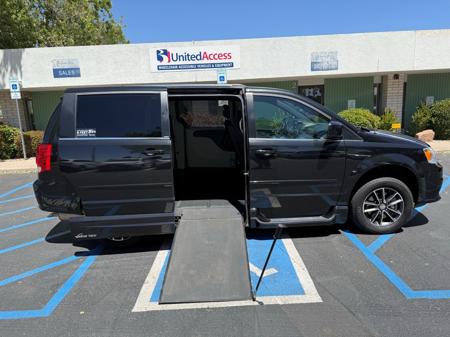 Used 2017 Dodge Grand Caravan SXT - VMI Side Entry Entry In Floor Manual Ramp
