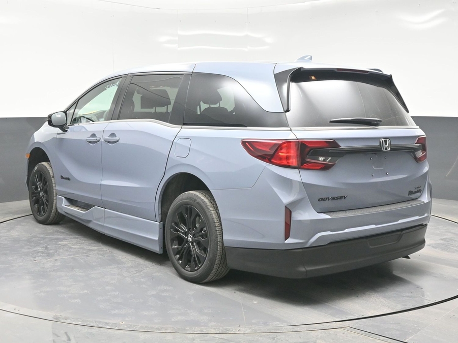 New 2026 Honda Odyssey Sport - BraunAbility Side Entry Entry In Floor Automatic Ramp