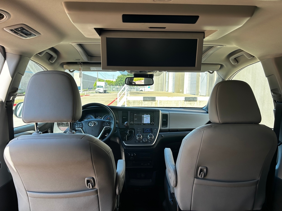 Used 2020 Toyota Sienna Limited - VMI Side Entry In Floor Automatic Ramp