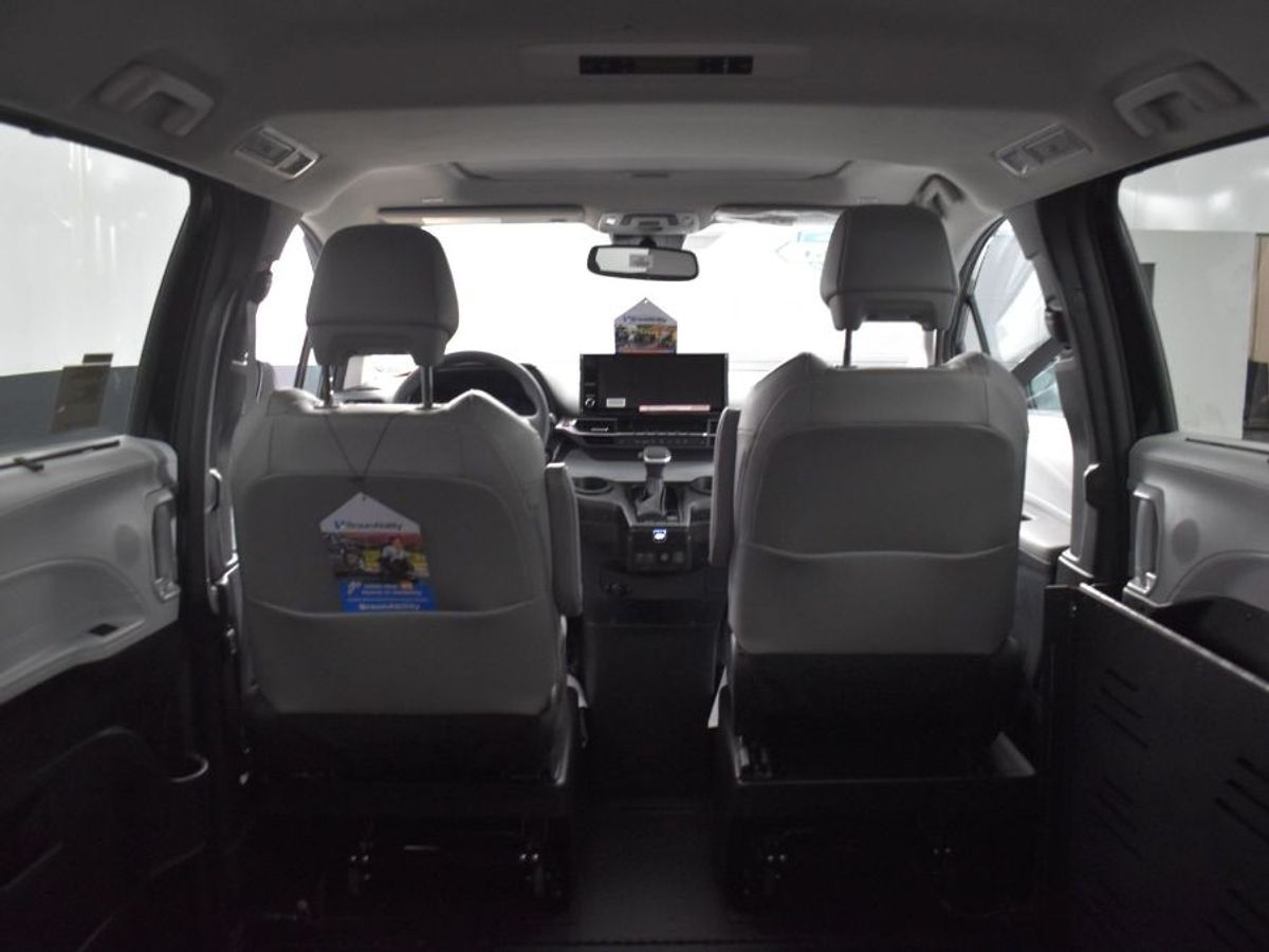 2025 TOYOTA SIENNA - Image 15