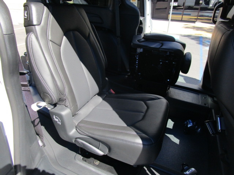 New 2025 Chrysler Voyager LX - BraunAbility Commercial Rear Entry Entry Fold Out Manual Ramp