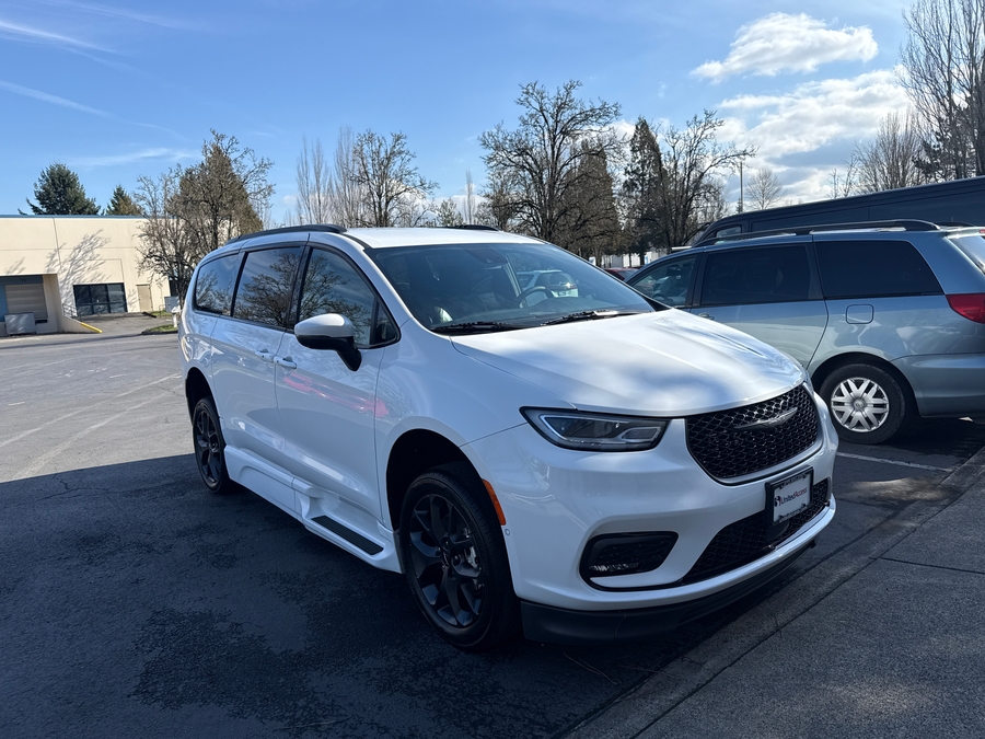 Used 2023 Chrysler Pacifica Touring L Sport - BraunAbility Side Entry Entry Fold Out Automatic Ramp