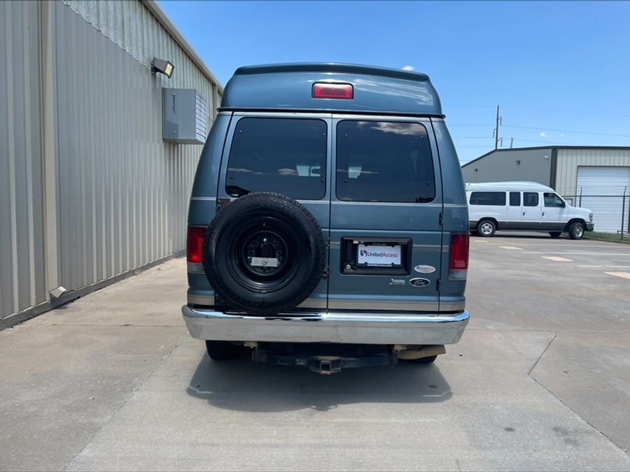Used 2013 Ford E-Series E-150 - OTH Side Entry Lift Automatic Ramp