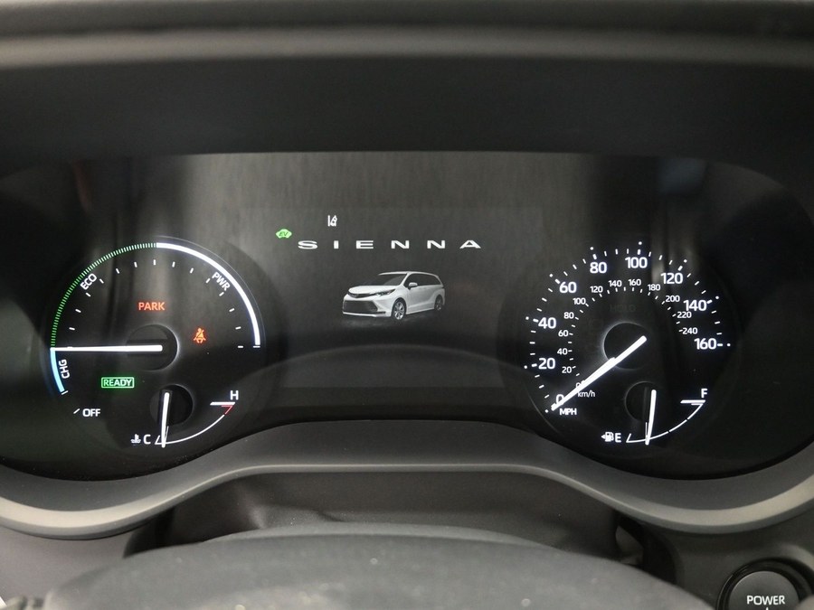 White Toyota Sienna image number 10