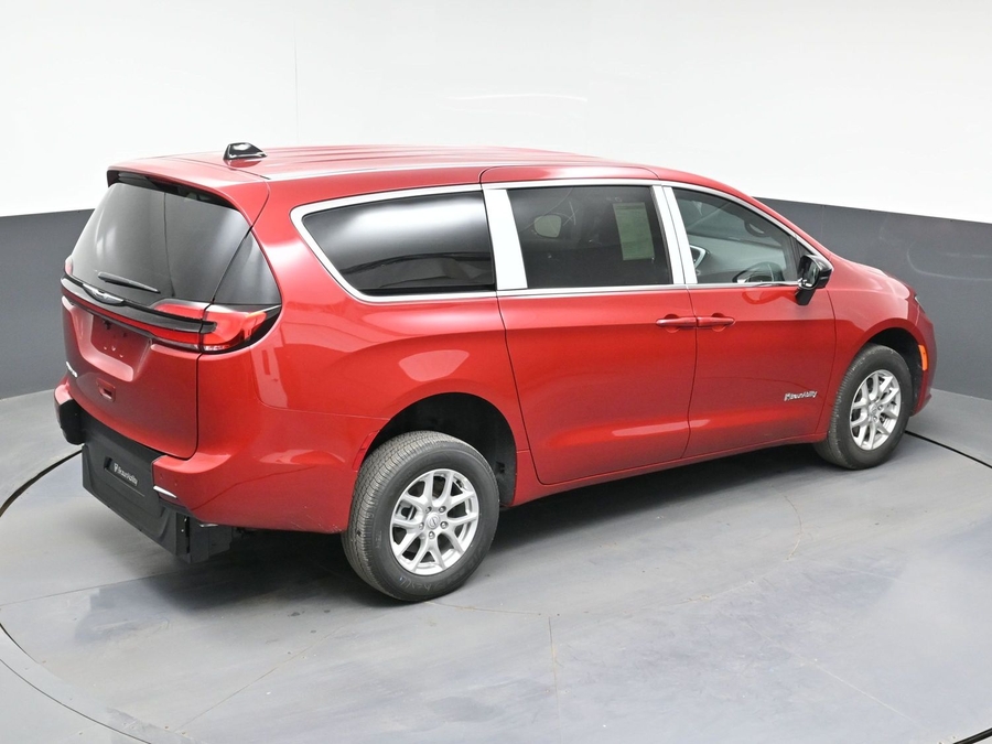 Red Chrysler Pacifica image number 9