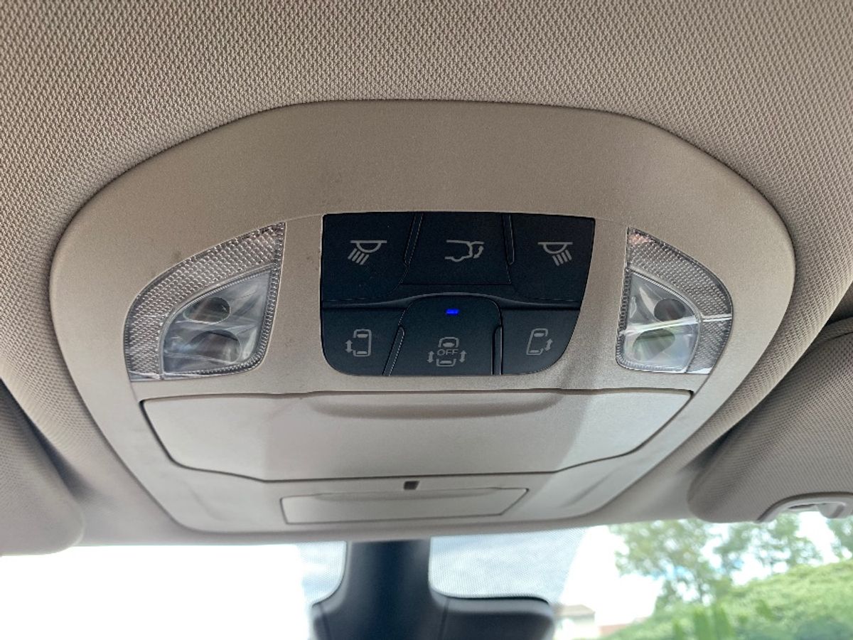 2024 CHRYSLER VOYAGER - Image 6