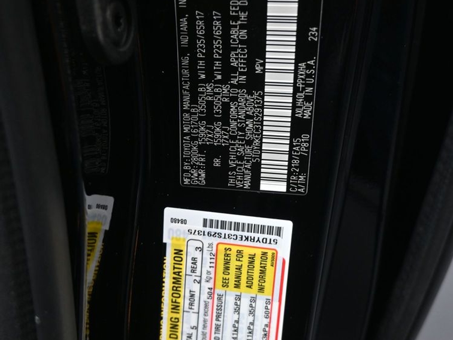 New 2026 Toyota Sienna Hybrid XLE Add - BraunAbility Side Entry Fold Out Automatic Ramp