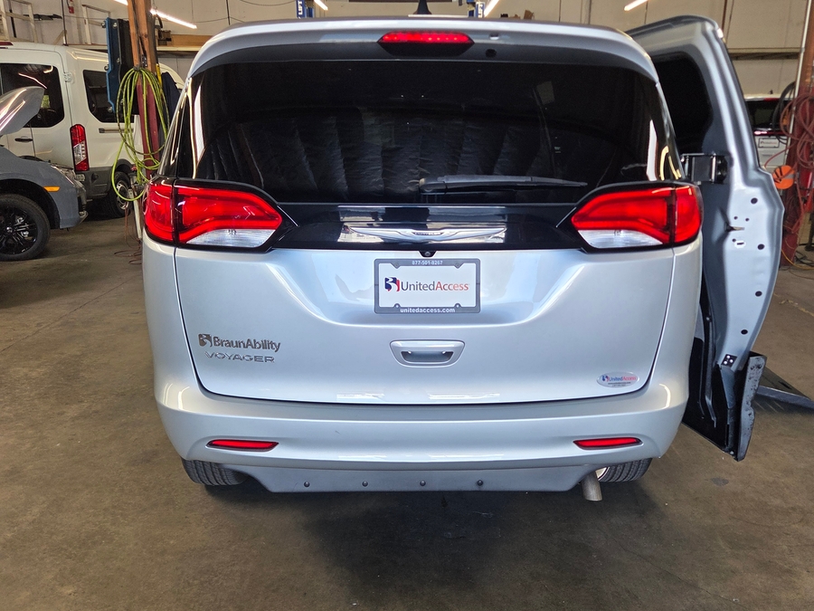 Used 2022 Chrysler Voyager LX - BraunAbility Commercial Side Entry Fold Out Manual Ramp