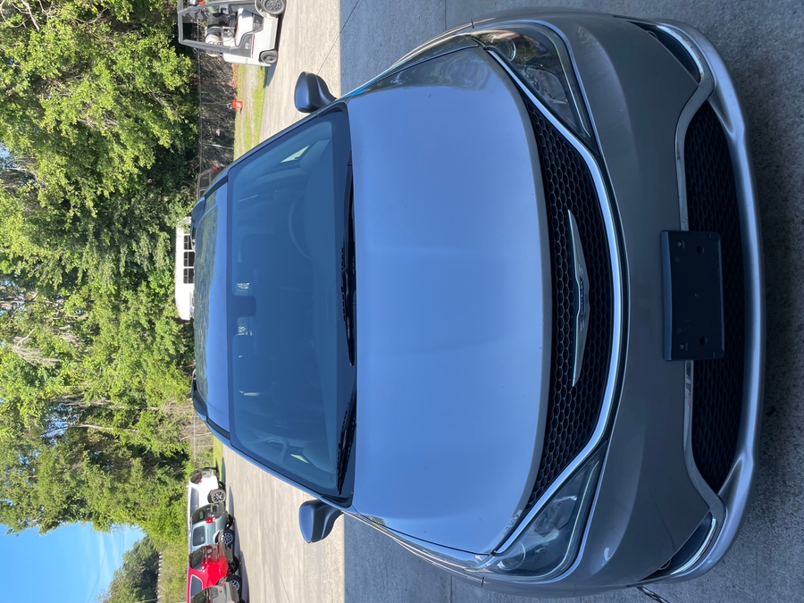 2018 Chrysler Pacifica Touring L's photo