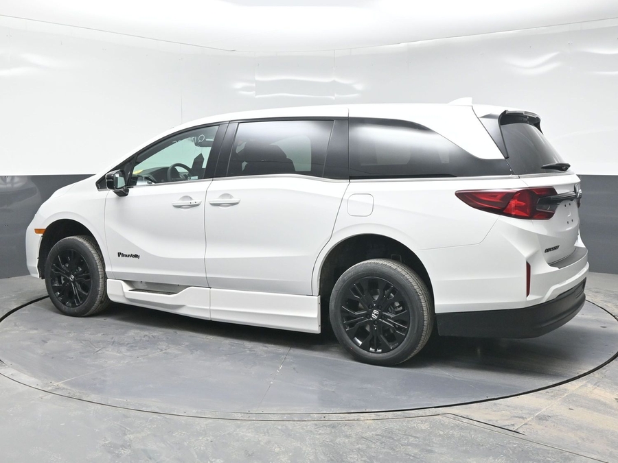 New 2026 Honda Odyssey Sport - BraunAbility Side Entry Entry In Floor Automatic Ramp